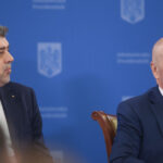 Diplomația americană în dialog cu Ilie Bolojan și Marcel Ciolacu: România răspunde pentru suspendarea alegerilor 3 delegatia sua se intalneste azi cu ilie bolojan si marcel ciolacu romania va da explicatii despre anularea alegerilor 67fddde3f176a