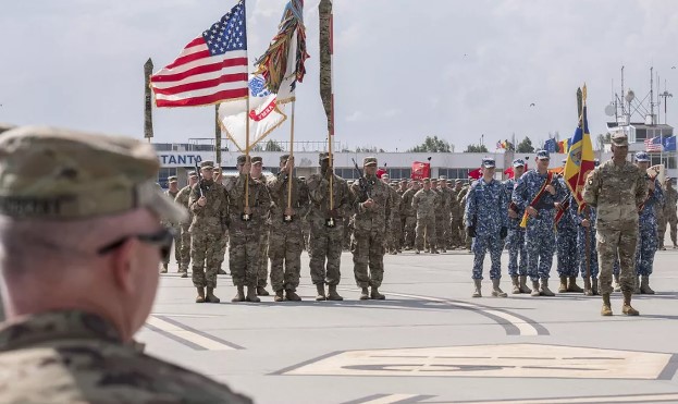 Oaspeți de vază din Congresul American sosesc în România: Curiozități privind evoluțiile de la Marea Neagră 1 delegatie a congresului sua vine in romania se intereseaza de situatia de la marea neagra 67faa780653ca