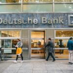 Deutsche Bank înregistrează cel mai mare câștig trimestrial din ultimul deceniu și își ajustează rezervele pentru împrumuturi. 3 deutsche bank raporteaza cel mai bun profit trimestrial din ultimii 14 ani si creste provizioanele pentru credite 6811bd8ca536e