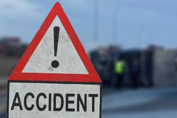 Doi dintre cei patru răniți în incidentul de pe A2, București-Constanța, au fost duși la spital pentru îngrijiri medicale 1 doi dintre cei patru raniti in accidentul de pe a2 bucuresti constanta transportati la spital 68125edb82ead