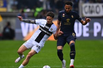 doua publicatii din italia i au dat aceeasi nota lui dennis man pentru 15 minute in parma juventus 6809408dcfc84