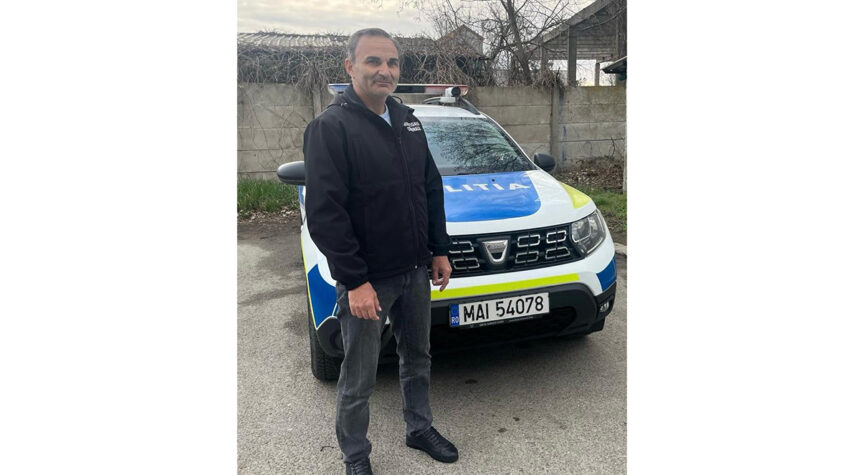 Dragoș Lămboiu, apărătorul bătrânelor: A reușit să captureze trei escroci care voiau să înșele o femeie în vârstă 1 dragos lamboiu de la politia mangalia eroul zilei a prins trei indivizi care incercau sa pacaleasca o batranica 67ee66afade82