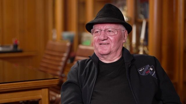 Dumitru Dragomir s-a implicat în disputa dintre Victor Angelescu și fanii Rapidului 1 dumitru dragomir a intervenit in conflictul dintre victor angelescu si suporterii rapidului 67f4014612df4