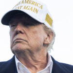 Echipa lui Trump preconizează acuzații pentru președinte, în cazul unei victorii democratice în alegerile din 2026. 3 echipa lui trump se asteapta ca presedintele sa fie pus sub acuzare daca democratii castiga alegerile in 2026 68112c846f35d