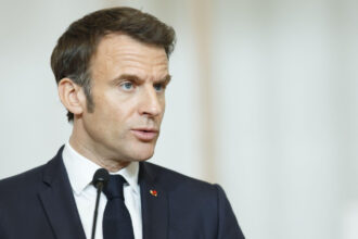 emmanuel macron anunta o platforma pentru cercetatorii care aleg sa se mute in ue alege franta pentru stiinta 680298b24d8a0