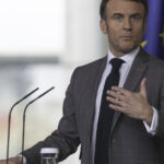 Emmanuel Macron ar putea deveni mediatorul Uniunii Europene în dialogul cu Vladimir Putin (The Telegraph) 3 emmanuel macron ar putea sa isi asume rolul de negociator din partea ue cu vladimir putin the telegraph 67f150bd40257