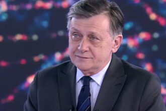 exclusiv ce spune crin antonescu despre sondajul lui nicusor dan si ce arata cele ale coalitiei hai sa ne vedem de treaba 67eef32dae589