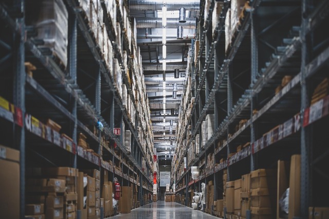 Revoluția comerțului online transformă peisajul logistic și industrial al României 1 expansiunea comertului online impulsioneaza piata logistica si industriala din romania 67ee476a7efe4