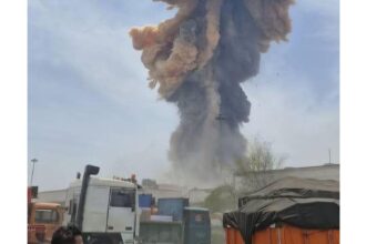 explozie uriasa intr un port sute de raniti si distrugeri masive 680cdac1ea172