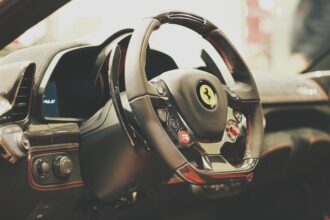 ferrari ar putea reintroduce cutia de viteze manuala pe unele modele 67f6c35dc2add