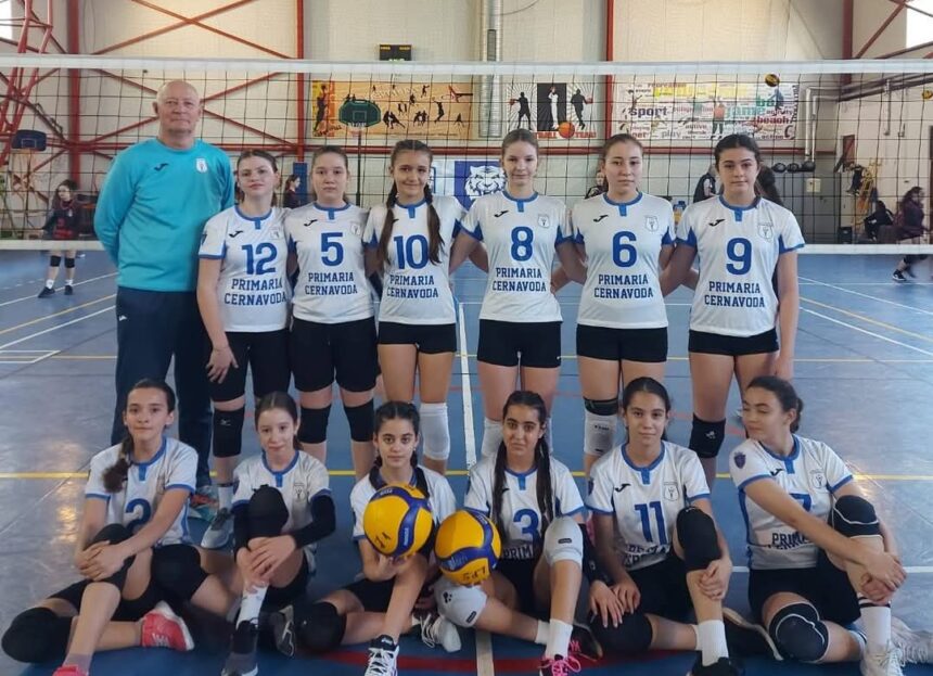 Fetele de la Axiopolis Cernavodă, aproape de succesul în calificările de minivolei! 1 fetele de la axiopolis cernavoda la un singur set de calificare la minivolei 67f6e30398b14