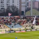 Suporterii Rapidului, tăcuți la Buzău! Manifestație împotriva conducerii clubului. Mesajul expus 3 foto fanii rapidisti in silenzio stampa la buzau protest fata de conducerea clubului mesajul afisat 67ed76c92ecf5