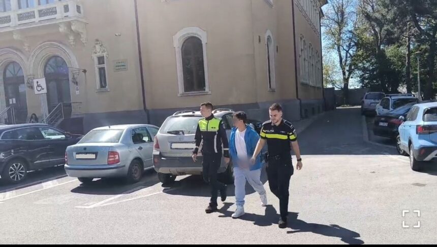 Șoferul implicat în tragedia din Mamaia, care a dus la pierderea a două vieți, află astăzi verdictul privind arestarea sa 1 foto soferul acuzat de tragedia din mamaia soldata cu 2 tineri morti afla astazi daca va ramane in arest 6811e44d44332