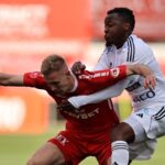 UTA învinge FC Botoșani cu 1-0 într-un final de neuitat! 2 foto uta fc botosani 1 0 aradenii castiga dupa un final nebun 67f150d8cda32