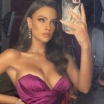Îmbrăcămintea Evei! Jurnalista Eva Murati, medaliată la matematică, ne aduce emisiunea dedicată UEFA Champions League din Albania. 3 galerie foto costumul evei jurnalista eva murati olimpica la matematica prezinta emisiunea despre uefa champions league din albania 67efbc7360edf
