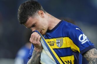 galerie foto dennis man decizie radicala italienii sunt uimiti nu il mai vedem la parma 68113d4d61bcc