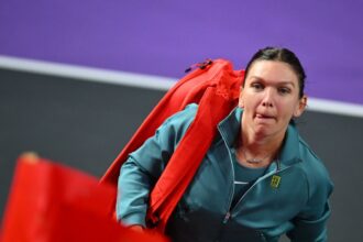 galerie foto dorul de tenis o cheama inapoi pe teren ce sport nou practica simona halep in dubai 680b8bb28a4a8