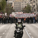 Mare protest în Grecia: Peste 15.000 de cetățeni au ieșit în stradă în Atena și Salonic 3 galerie foto greva generala in grecia peste 15 000 de oameni au iesit in strada in atena si salonic 67f663c1b5d69