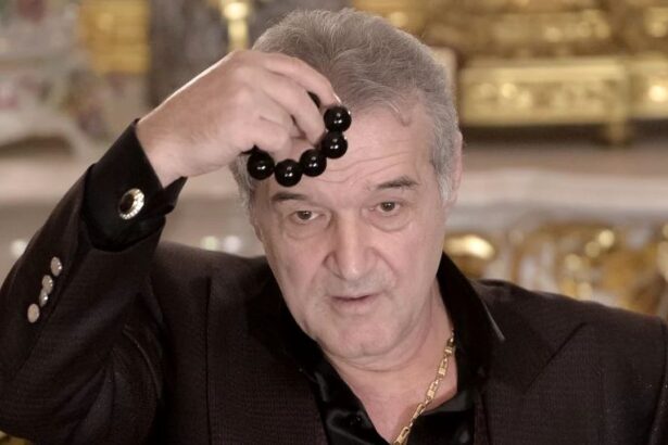 galerie foto imagini inedite cu gigi becali in noaptea de inviere cum a aparut patronul fcsb la patriarhie 680520f79b443
