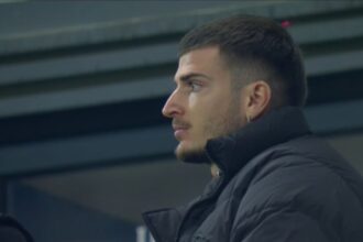 galerie foto unde a fost surprins valentin mihaila in timp ce parma remiza cu fiorentina 67fc1745744e7
