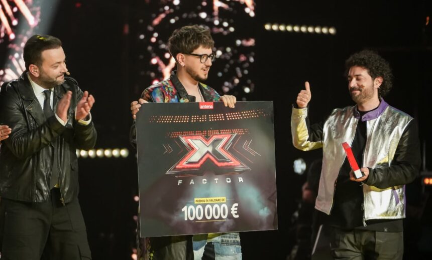 George Radu triumfă la X Factor 2025, aducând acasă trofeul și 100.000 de euro din echipa lui Marius Moga! 1 george radu a castigat x factor 2025 concurentul din echipa lui marius moga a primit trofeul si premiul de 100 000 de euro 680eab59161a0