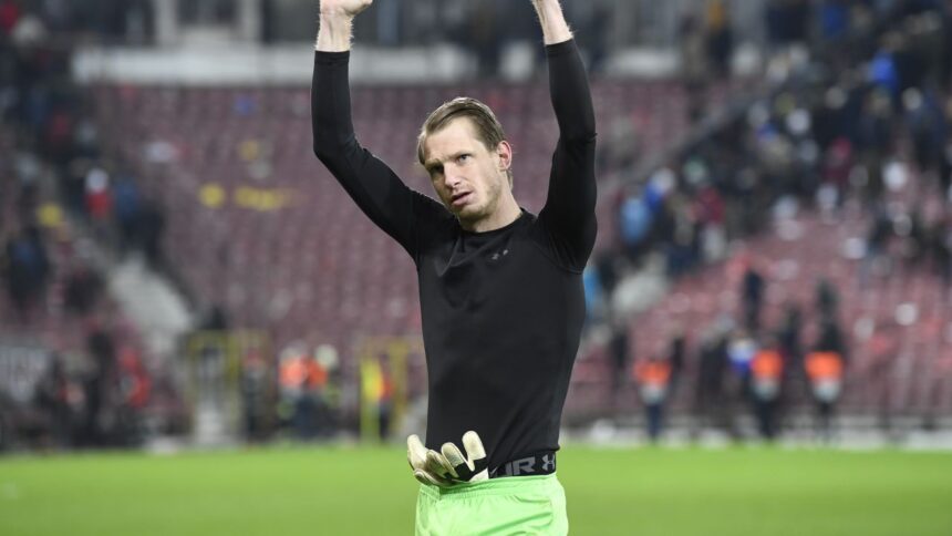 Giedrius Arlauskis rămâne rece față de noul star al Superligii: "Să se mai hrănească bine!" 1 giedrius arlauskis nu e impresionat de noua senzatie din superliga lasa ma si cu asta sa mai bea niste lapte 68025874d06fa