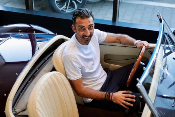 gigi becali ii face contract pe viata lui elias charalambous si dezvaluie salariul antrenorului am bani nu le dau si lor 6807977e4e9a3