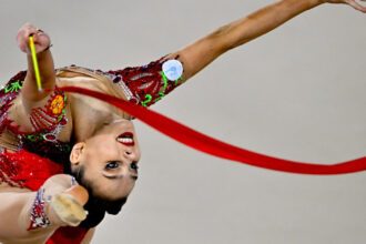 gimnastii rusi refuza sa concureze in competitiile internationale sub steag neutru federatia e de acord cu pozitia lor 67f2e81589360