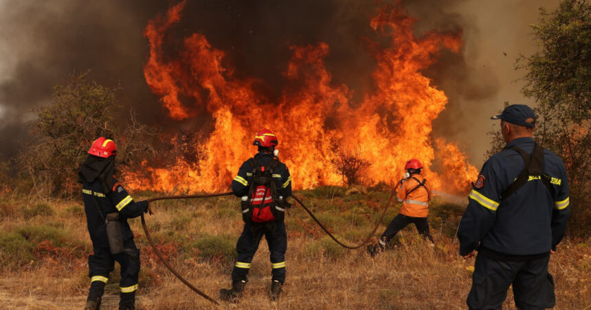 Grecia își întărește apărarea împotriva incendiilor în fața provocărilor climatice: un contingent record de salvatori în 2025. 1 grecia se pregateste de sezonul incendiilor pe fondul schimbarilor climatice numar record de pompieri mobilizati in 2025 680a34d44701a