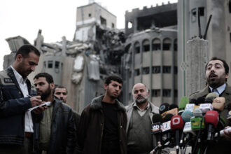 hamas vrea sa elibereze ostaticii in schimbul garantiei ca israelul va pune capat razboiului din fasia gaza 67fd00038d081