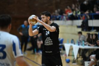 handbalistii de la cs medgidia tintesc victoria in duelul cu csm resita de pe teren propriu 67faa790c8ffe