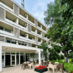Hotelul Delta Mamaia va străluci din nou: Primăria Constanța a aprobat planurile de extindere și modernizare! 2 hotelul delta mamaia va fi supraetajat si modernizat primaria constanta a emis certificatul de urbanism 680f91cb827c5