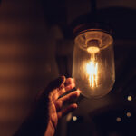 Între 22 și 25 aprilie, localitățile Medgidia, Cumpăna, Poiana, Vama Veche, Vadu și Năvodari vor experimenta întreruperi temporare ale furnizării energiei electrice. 2 in perioada 22 25 aprilie localitatile medgidia cumpana poiana vama veche vadu si navodari vor fi afectate partial de intreruperea energiei electrice 68053dfd477c2