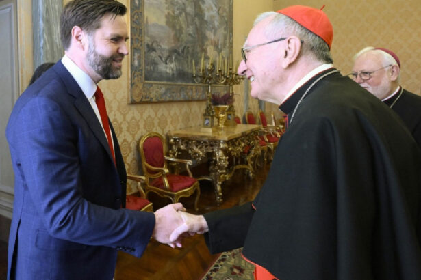 j d vance s a intalnit cu secretarul de stat al vaticanului o intrevedere cu papa francisc lipseste din programul oficial 68039a8fac683