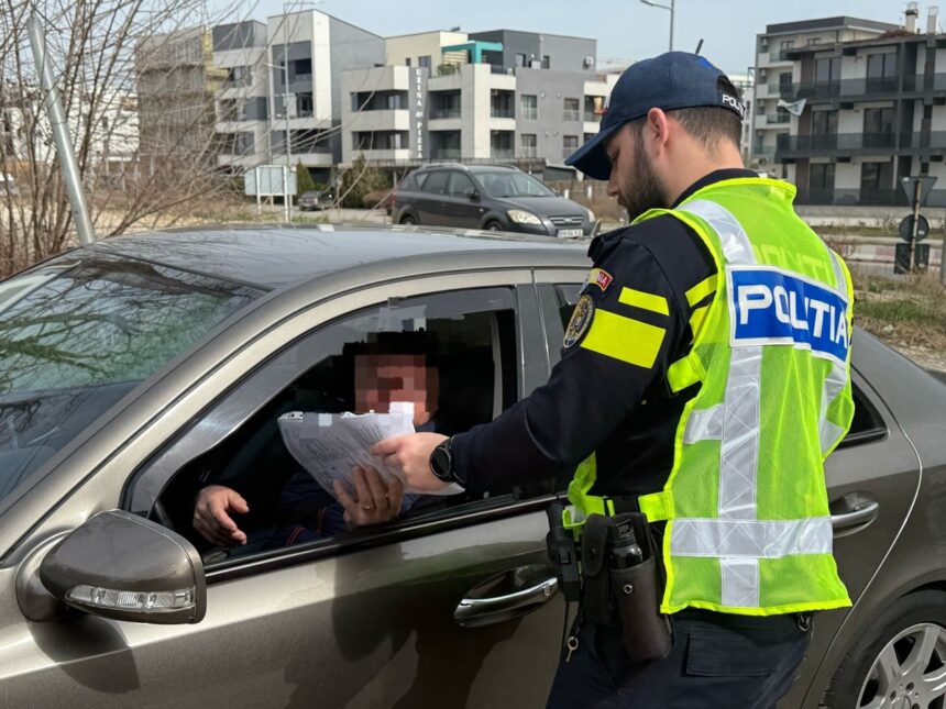 CAOS pe străzile din Constanța! Conducători auto de diverse generații, depistați sub influența alcoolului la volan 1 jale in trafic la constanta soferi de toate varstele prinsi bauti la volan 67f291706aba7