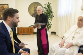 jd vance povesteste cum a decurs ultima intalnire cu papa francisc inainte de a muri 6809f8e935998