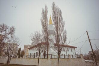 judecatorii explica de ce geamia sultanului mahmut din harsova a fost castigata in instanta de muftiatul cultului musulman 67ff26a4bff55