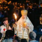 Noaptea magică: IPS Teodosie va aduce Sfânta Lumină în Portul Tomis. Descoperă programul său liturgic între 20 și 26 aprilie! 3 la miezul noptii ips teodosie va aduce sfanta lumina in portul tomis care este programul liturgic al ips teodosie in perioada 20 26 aprilie 68034e7f3b350