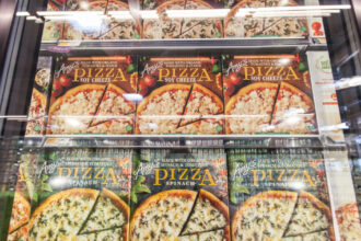 legatura dintre pizza congelata si recesiune lucrurile pe care le cumpara oamenii cand vad ca economia nu merge bine 680868b7340e0
