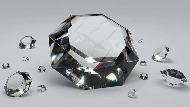 Misterul diamantelor: Mehul Choksi, acuzat de o fraudă de aproape 2 miliarde de dolari, prins în Belgia 1 magnatul diamantelor mehul choksi suspectat de o frauda de aproape 2 miliarde de dolari a fost arestat in belgia 67fd155ecda58