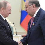 Oameni de afaceri ruși cu bogății ce depășesc 100 de miliarde de dolari își părăsesc cetățenia în ultimul an 3 mai multi miliardari rusi cu avere cumulata de peste 100 de miliarde de dolari au renuntat in ultimul an la cetatenie 67ee0c36dc53d
