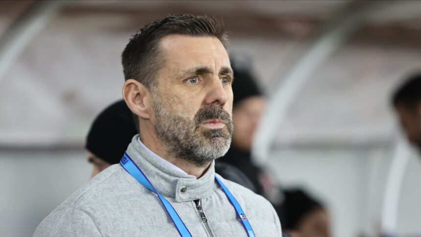 "Provocarea majoră a lui Dinamo înainte de confruntarea cu Universitatea Craiova: 'Absența este garantată!'" 1 marea problema a lui dinamo inaintea meciului cu universitatea craiova nu va juca sigur 68061f1da5d86