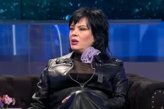 mariana moculescu sustine ca a fost hartuita de fostul sot al proprietarei care o executa silit a tras de mine sa ma sarute 67fbca2a2303d