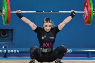 mihaela cambei a castigat trei medalii de aur la campionatele europene de haltere 67fcec97a7f38