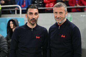 mihai stoica dezvaluie cine e tanarul civil care a aparut in vestiarul lui fcsb si la meciul cu cfr de sarbatori credeam ca merge acasa 6805f189155e8
