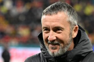 mihai stoica dezvaluire despre demisia furtunoasa a lui sumudica dupa meci asta a fost 680a7a7026479