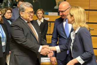 ministrul de externe romania sustine initiativa sefei diplomatiei ue de a oferi sprijin militar ucrainei 67fd73c69e407
