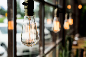 ministrul energiei lanseaza o alerta de dezinformare au aparut mesaje false cu blackout la alegeri 68126d8f83368