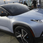 De ce automobile electrice de lux, evaluat la sute de mii de euro, au fost lăsate în paragină pe marginea șoselei? 3 motivul pentru care masini electrice noi de sute de mii de euro au fost abandonate pe marginea drumului 6801f539e378f
