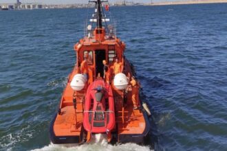 nava arsvom solicitata pentru preluarea unui marinar ranit 6805edd264793